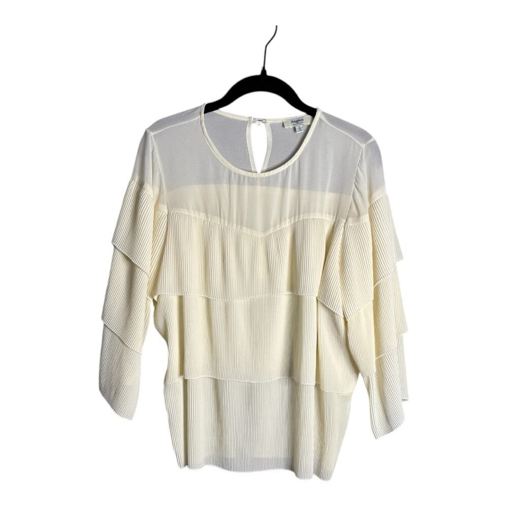 Hayden LA White Tiered Ruffle Long Sleeve Blouse Round Neck Medium